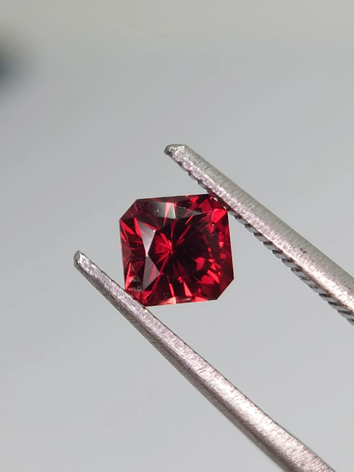 0.8ct Natural Umbalite Garnet from Tanzania — view 6